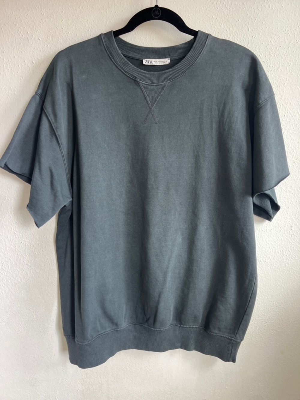 ZARA WASHED EFFECT SHORT SLEEVE PLUSH SWEATSHIRT - Picture 2 of 4